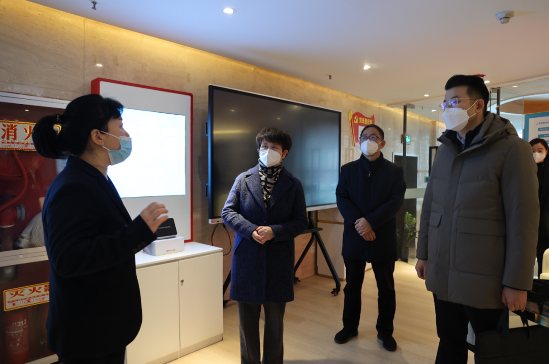 省機械冶金建材工會到陜鋼集團調(diào)研慰問送溫暖 省機械冶金建材工會到陜鋼集團調(diào)研慰問送溫暖
