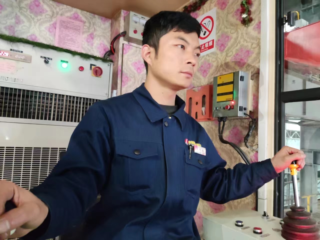 高溫？酷暑？鋼鐵人來(lái)戰(zhàn)！