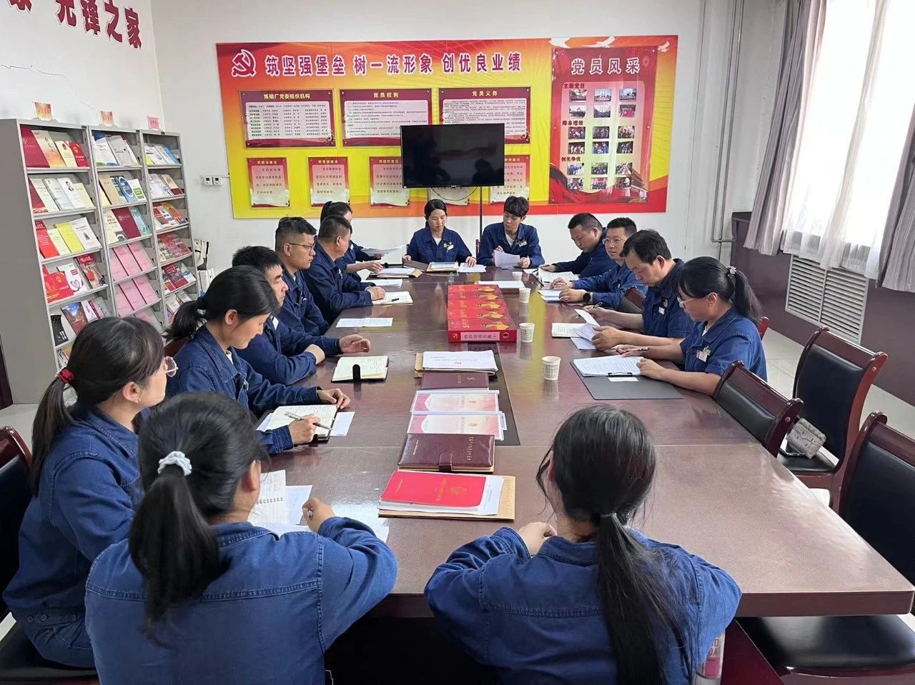 黨建領(lǐng)航聚優(yōu)勢 擎旗奮進(jìn)開新局