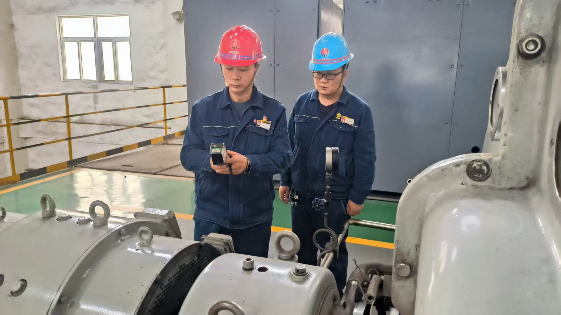 奮楫篤行創佳績 能效攻堅傳捷報——龍鋼公司日自供電比例再創新高